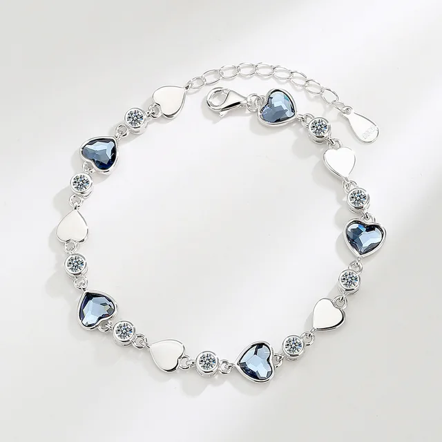 Pulsera de corazones