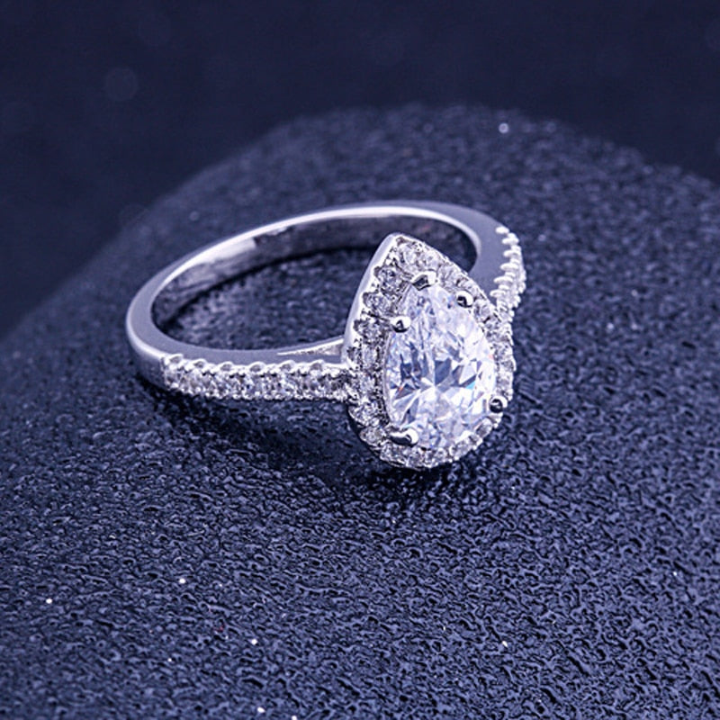 Anillo corte de Pera