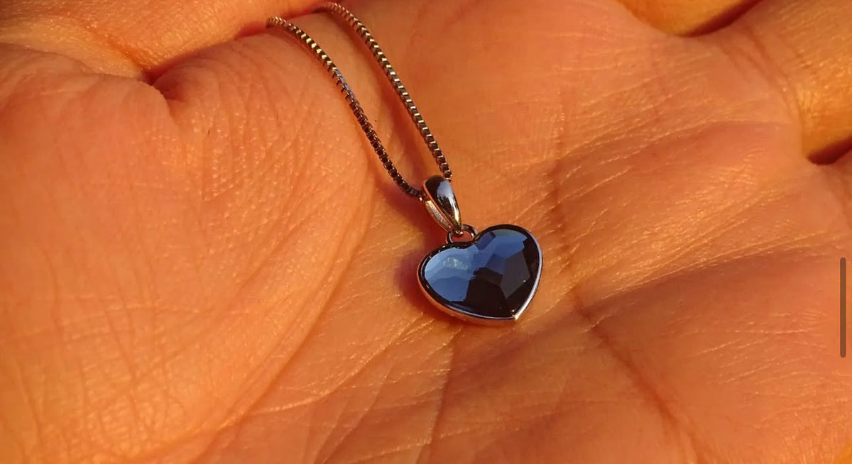 Collar de Corazón Azul